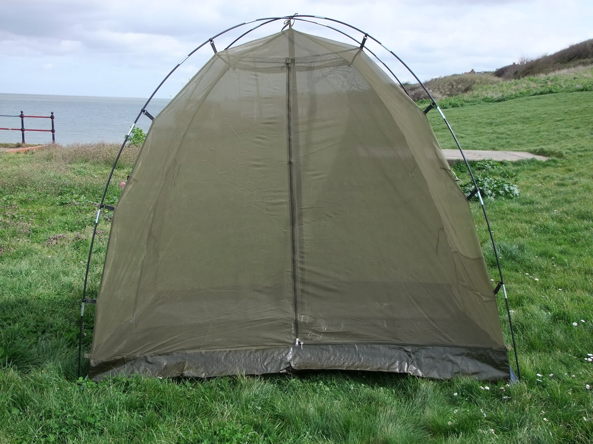 Mosquito/midge tent, two man.